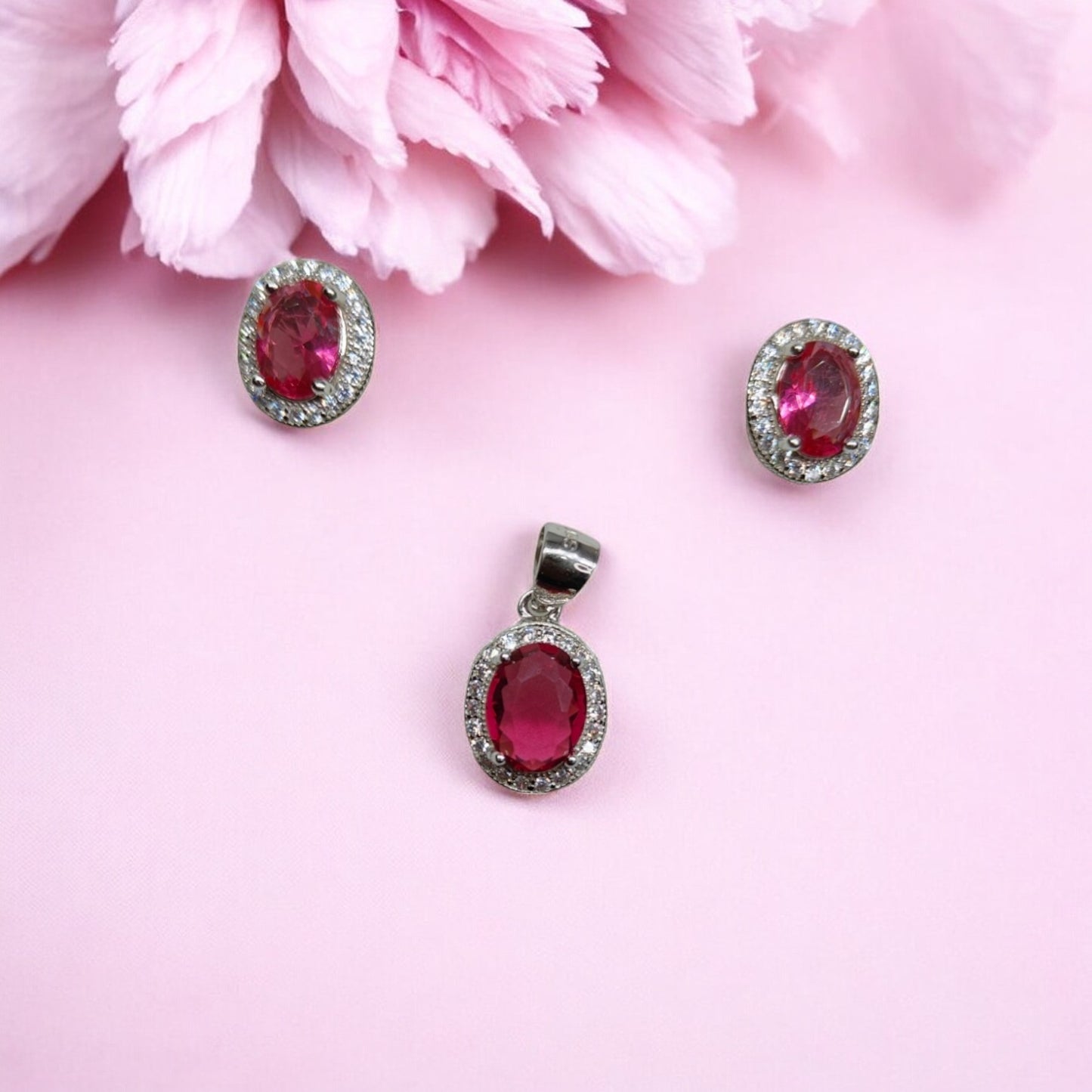 Radiant Red Stone Earring-Pendant Set