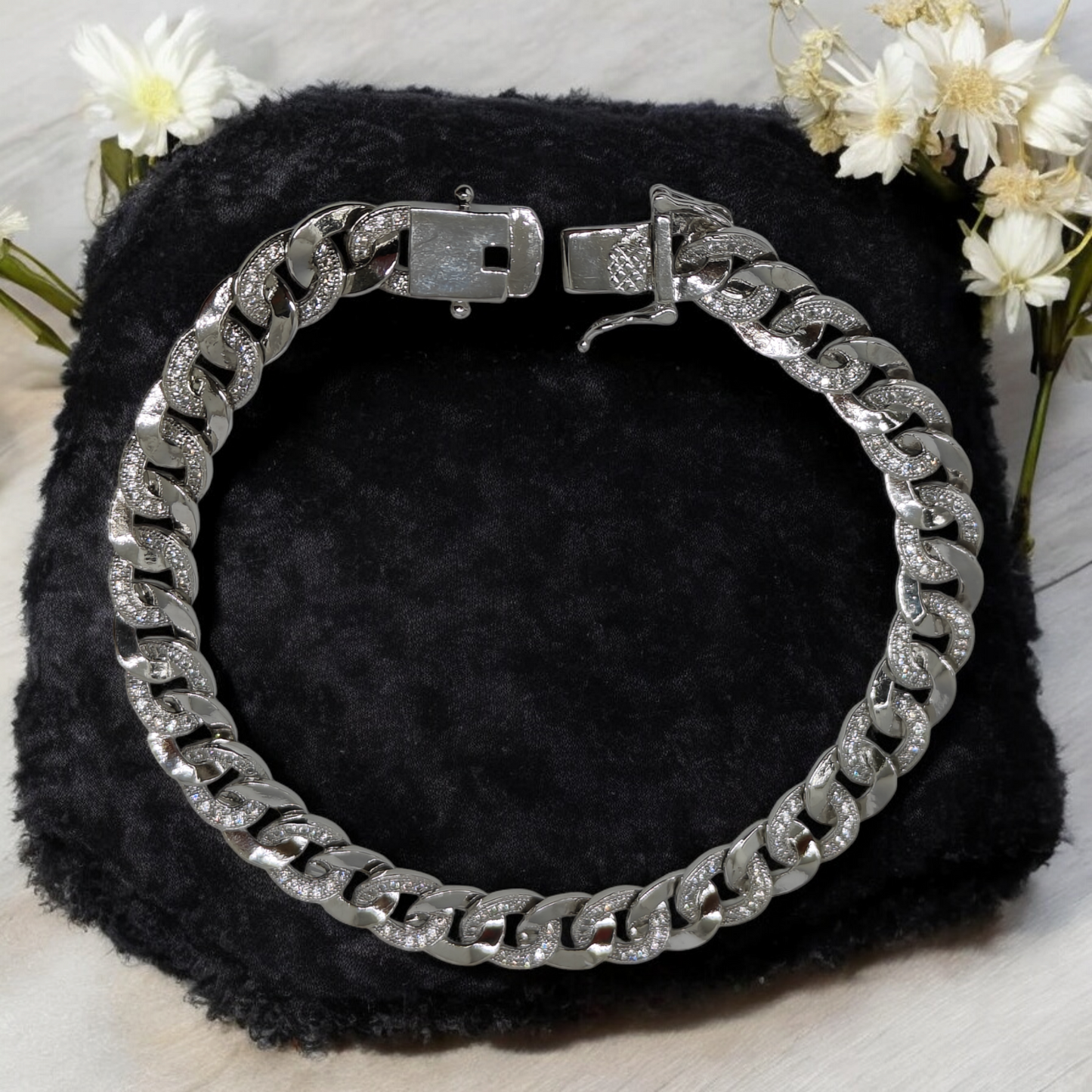 Sparkling Cuban Link Bracelet